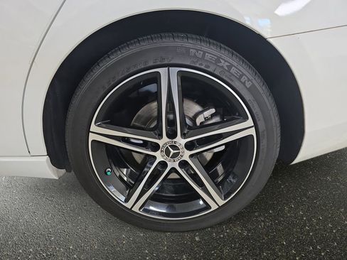 Used 2022 Mercedes-Benz A 220 image 31