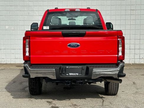 New 2026 Ford F250 XL w/ XL Chrome Package image 5