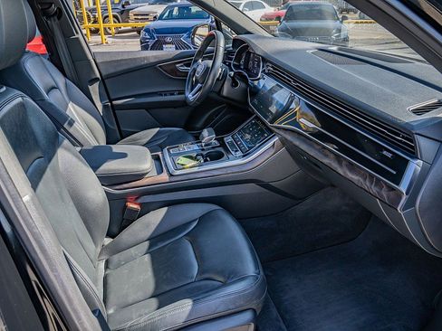 Used 2020 Audi Q7 3.0T Premium Plus image 19