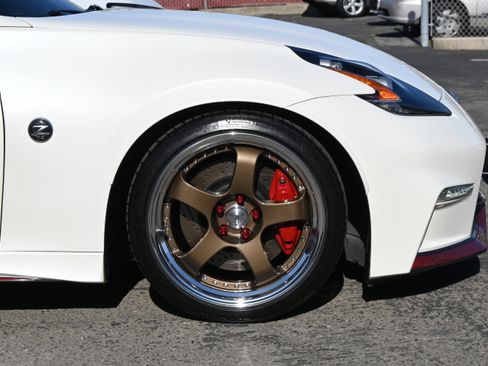 Used 2015 Nissan 370Z NISMO image 75