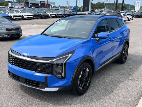 Certified 2026 Kia Sportage EX w/ EX Panorama Roof Package AWD/4WD image 33