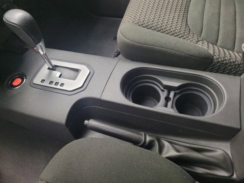 Used 2020 Nissan Frontier SV image 26