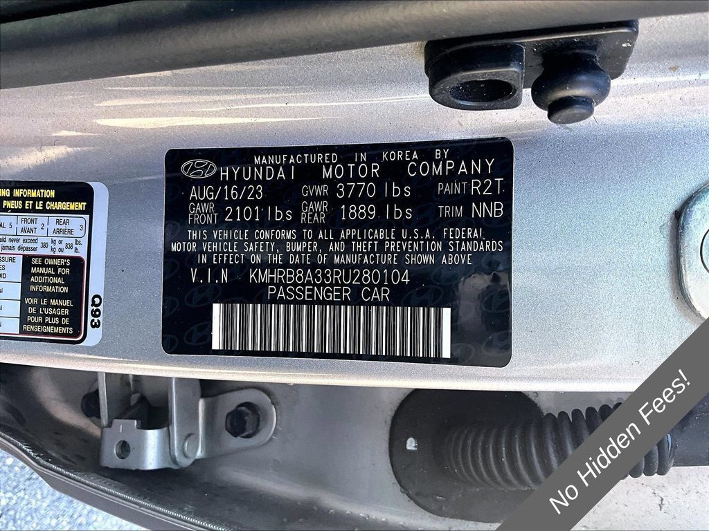 Used 2024 Hyundai Venue SE FWD image 27