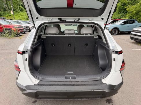 Used 2025 Hyundai Kona SEL AWD/4WD image 31