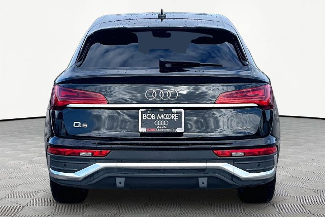 Used 2021 Audi Q5 2.0T Premium Plus w/ Premium Plus Package AWD/4WD image 4