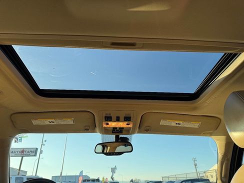 Used 2007 GMC Yukon Denali image 9