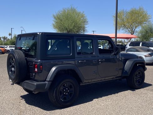 Used 2022 Jeep Wrangler Unlimited Sport AWD/4WD image 5