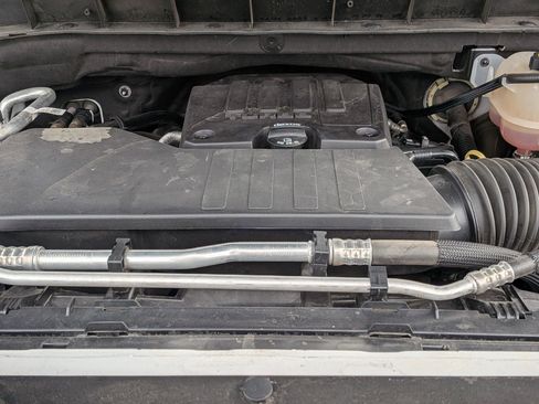 Used 2023 Chevrolet Silverado 1500 Custom image 33