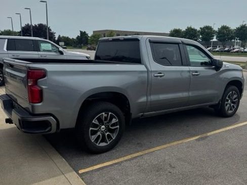Used 2023 Chevrolet Silverado 1500 RST w/ Z71 Off-Road Package AWD/4WD image 4