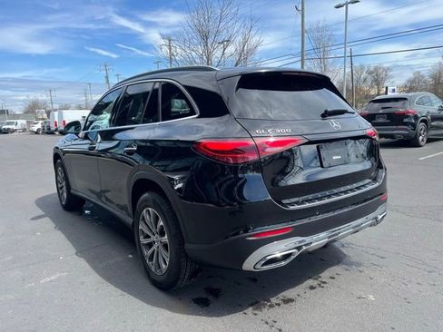 Certified 2025 Mercedes-Benz GLC 300 4MATIC image 5