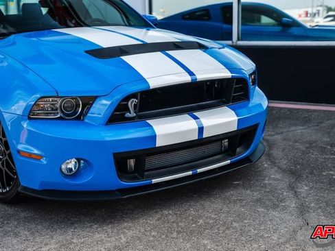 Used 2013 Ford Mustang Shelby GT500 RWD image 18