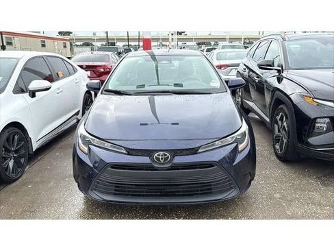 Used 2024 Toyota Corolla LE FWD image 10