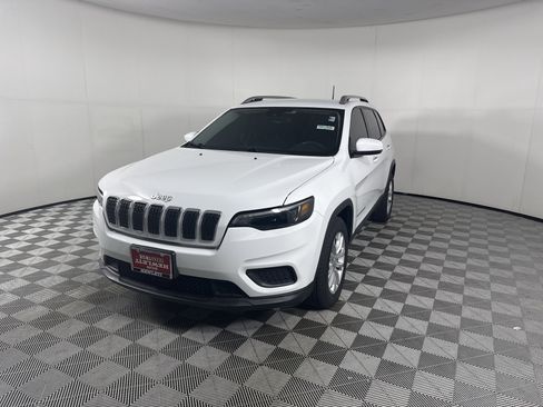 Used 2021 Jeep Cherokee Latitude image 1