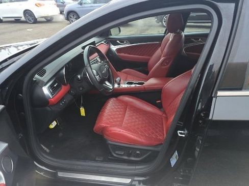 Used 2023 Genesis G70 3.3T w/ Sport Prestige Package image 4