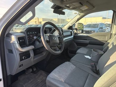 Used 2024 Ford F350 XLT AWD/4WD image 10