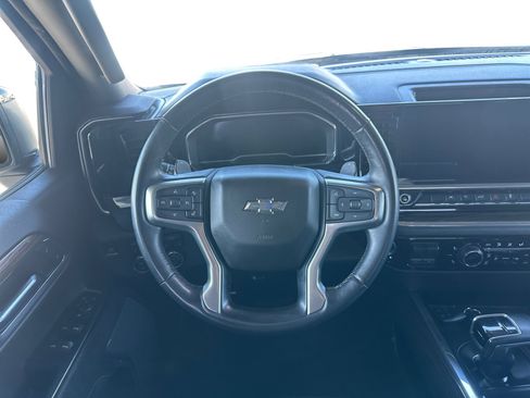 Used 2023 Chevrolet Silverado 1500 RST AWD/4WD image 12