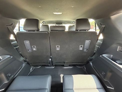 Used 2025 Toyota 4Runner SR5 RWD image 15