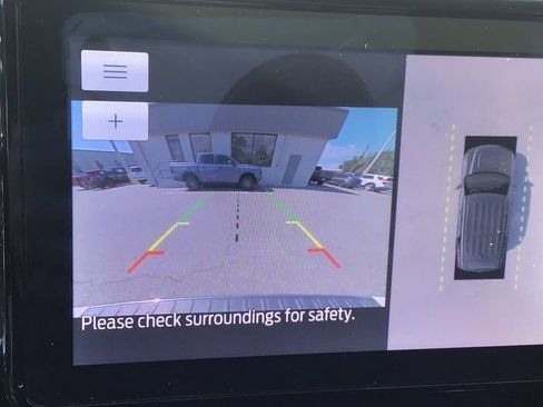 Certified 2022 Ford Explorer Limited w/ Equipment Group 301A image 33