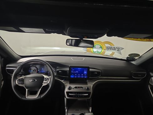 Used 2022 Ford Explorer Timberline w/ Timberline Technology Package image 14