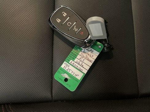 Used 2024 Chevrolet TrailBlazer RS w/ Convenience Package image 29