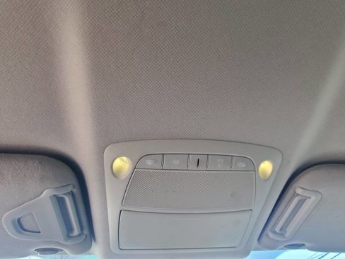 Used 2016 Nissan Sentra SR image 21