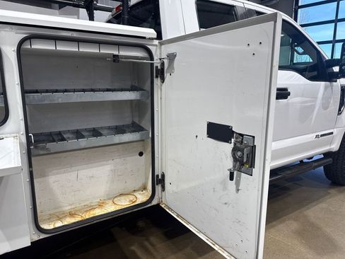 Used 2017 Ford F350 XL w/ Power Equipment Group AWD/4WD image 55