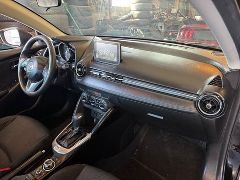 Used 2017 Toyota Yaris iA FWD image 12