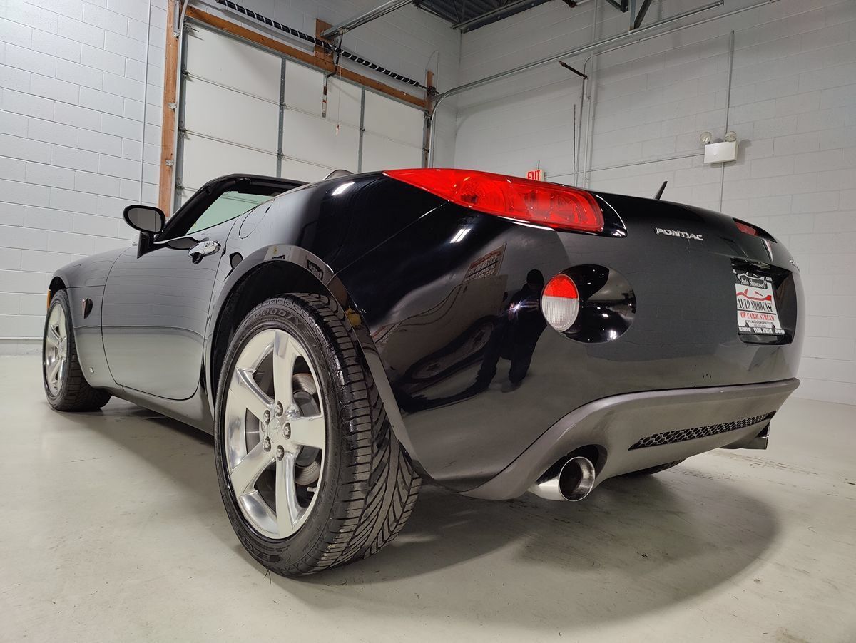 Used 2008 Pontiac Solstice GXP w/ Premium Package RWD image 18