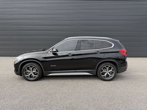Used 2018 BMW X1 sDrive28i image 2