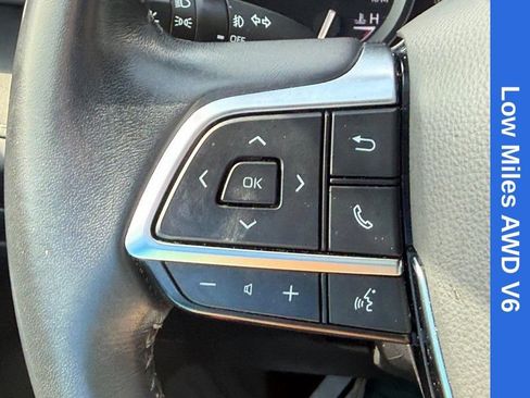 Used 2021 Toyota Highlander XLE AWD/4WD image 20