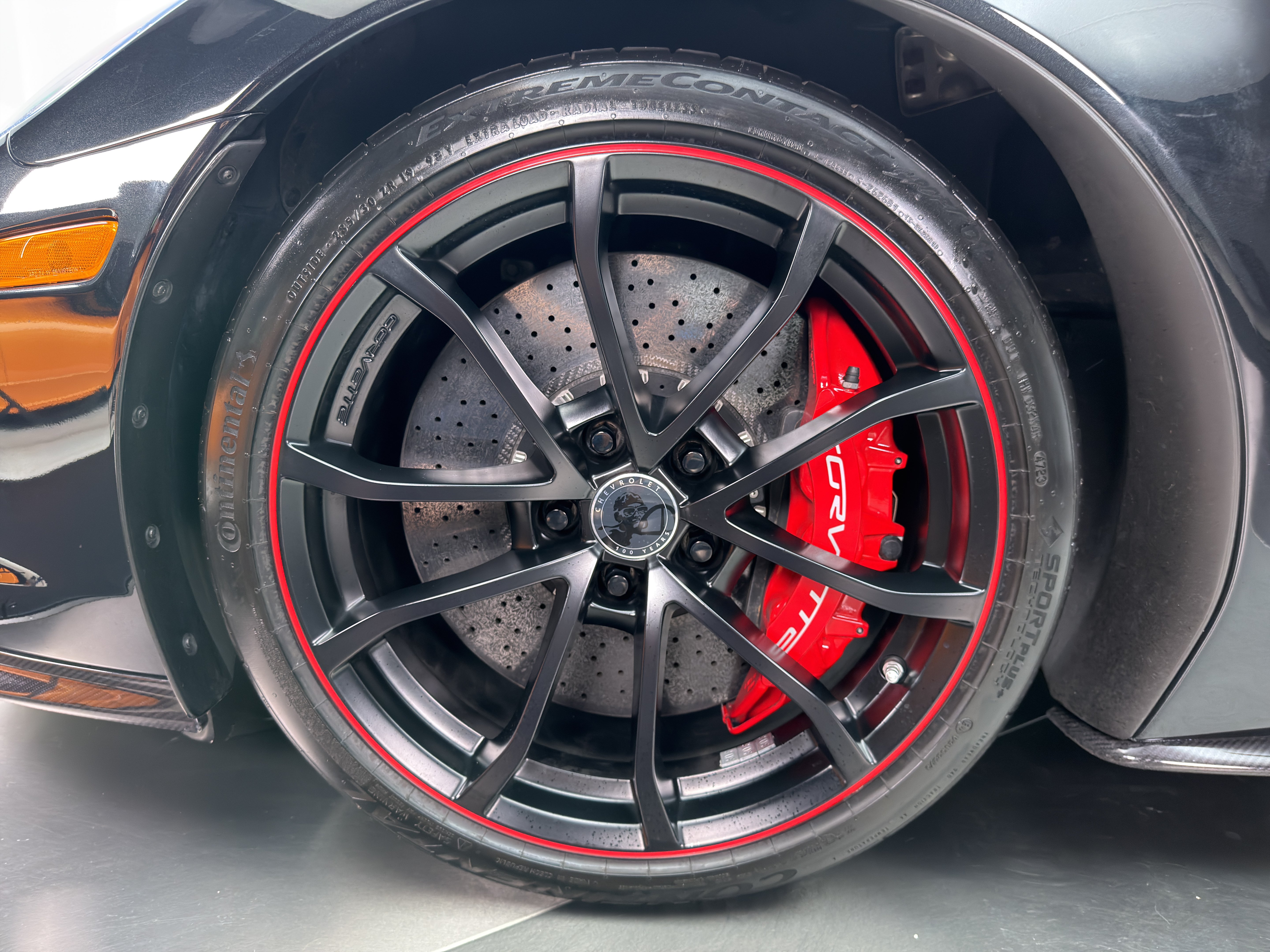 Used 2012 Chevrolet Corvette ZR1 w/ 3ZR Preferred Equipment Group RWD image 9