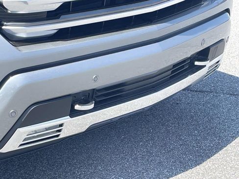 New 2026 Chevrolet Silverado 1500 High Country AWD/4WD image 9