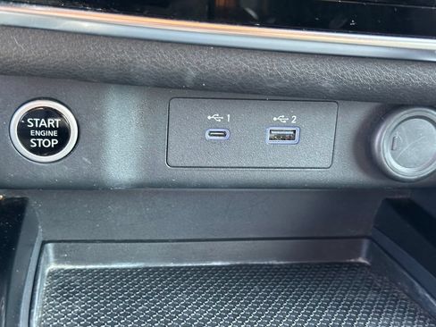 Used 2023 Nissan Rogue S FWD image 25