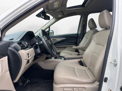 Used 2017 Honda Pilot EX-L image 9