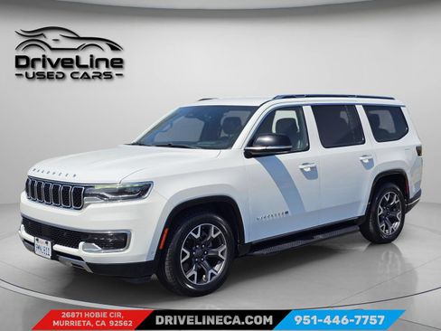 Used 2024 Jeep Wagoneer Series III AWD/4WD image 10