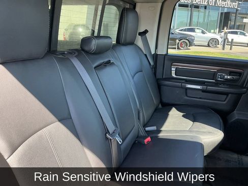 Used 2018 RAM 1500 Laramie w/ Convenience Group AWD/4WD image 26