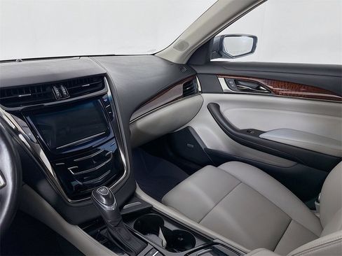 Used 2018 Cadillac CTS Sedan image 23