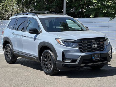 Used 2022 Honda Passport TrailSport image 8