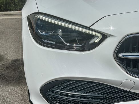 Used 2023 Mercedes-Benz C 300 Sedan image 4