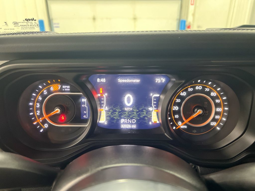 Used 2024 Jeep Wrangler Unlimited Sahara AWD/4WD image 12