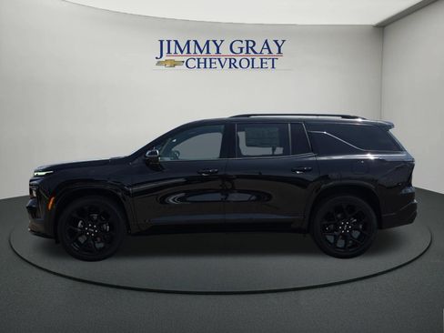 New 2026 Chevrolet Traverse RS FWD image 2