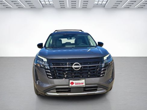 New 2026 Nissan Pathfinder SL AWD/4WD image 2