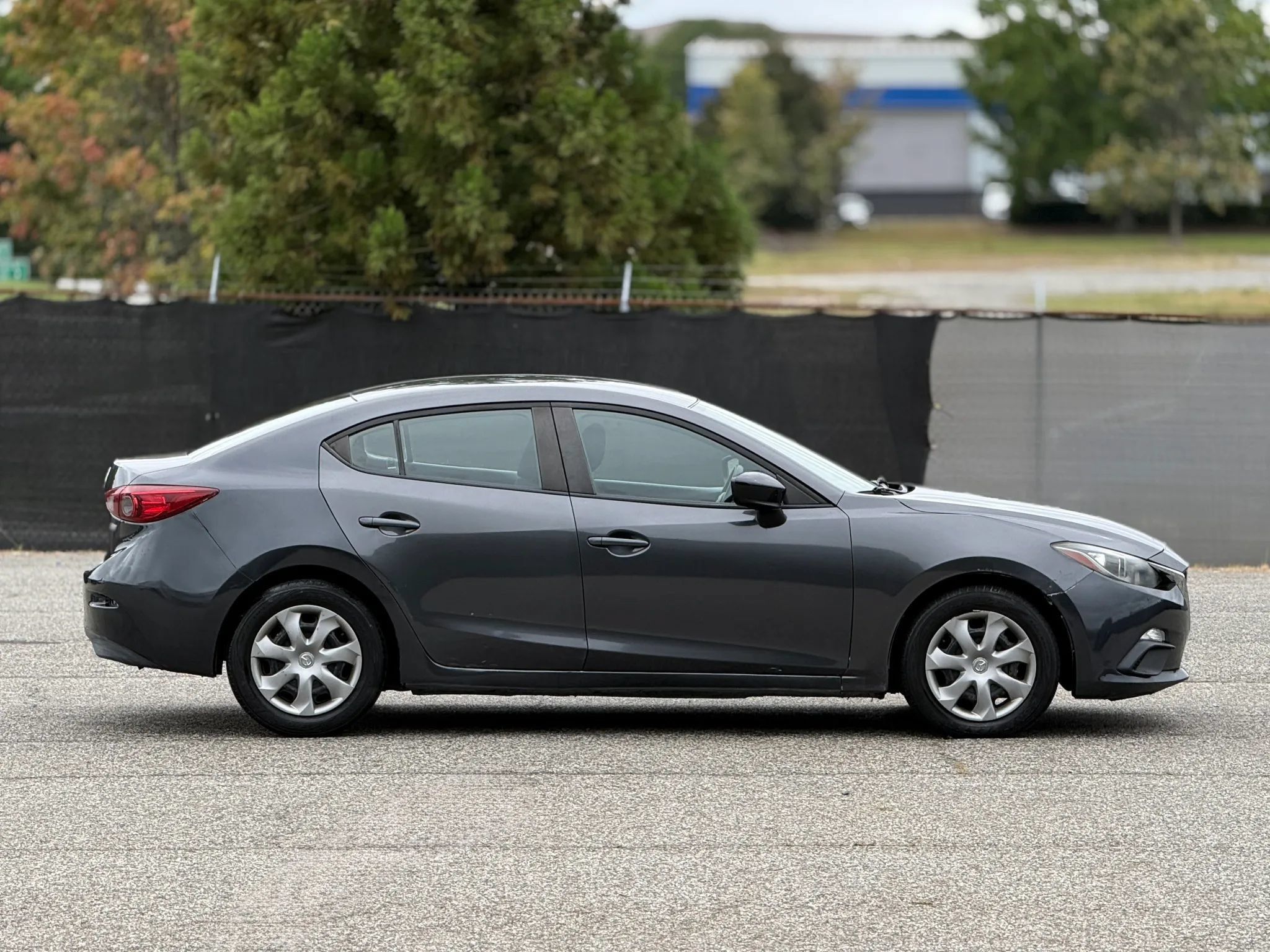 Used 2014 MAZDA MAZDA3 i SV FWD image 7