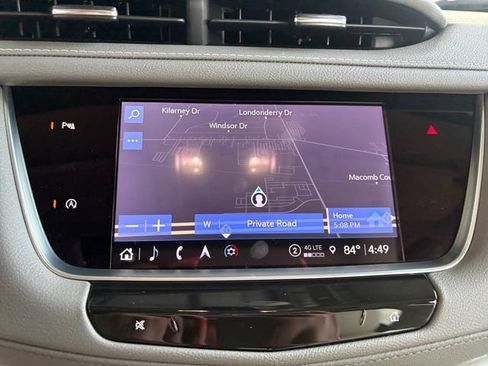 Certified 2024 Cadillac XT5 Premium Luxury w/ LPO, Floor Liner Package AWD/4WD image 27