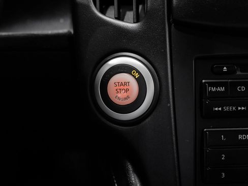 Used 2011 Nissan 370Z Coupe image 23