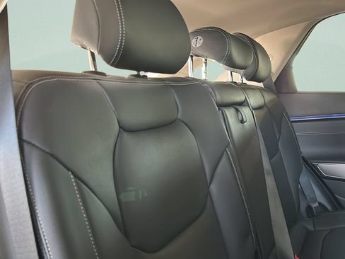 New 2026 Genesis GV70 2.5T Select AWD/4WD image 17
