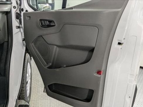 Used 2024 Ford Transit 250 Low Roof w/ Exterior Upgrade Package RWD image 18