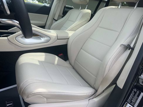 Certified 2023 Mercedes-Benz GLS 450 4MATIC image 28