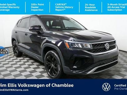 Certified 2023 Volkswagen Taos SE w/ Black Wheel Package