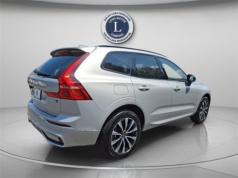 Certified 2025 Volvo XC60 B5 Plus image 6